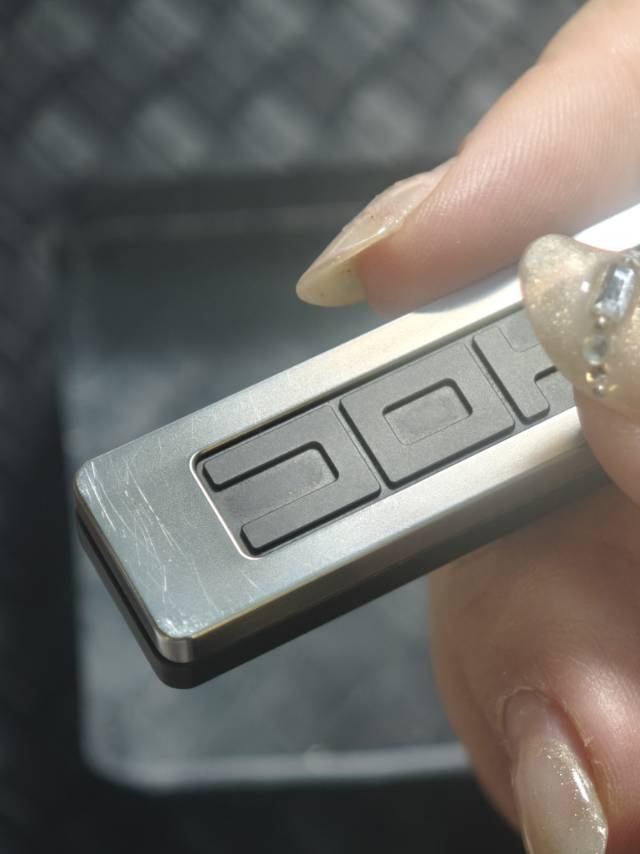 Choc Stainless Steel Zirconium