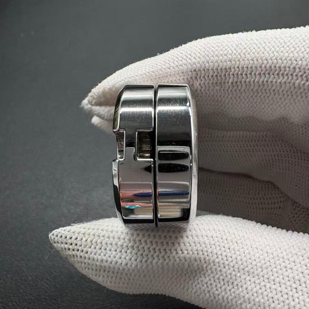 F2.9 Stainless Steel