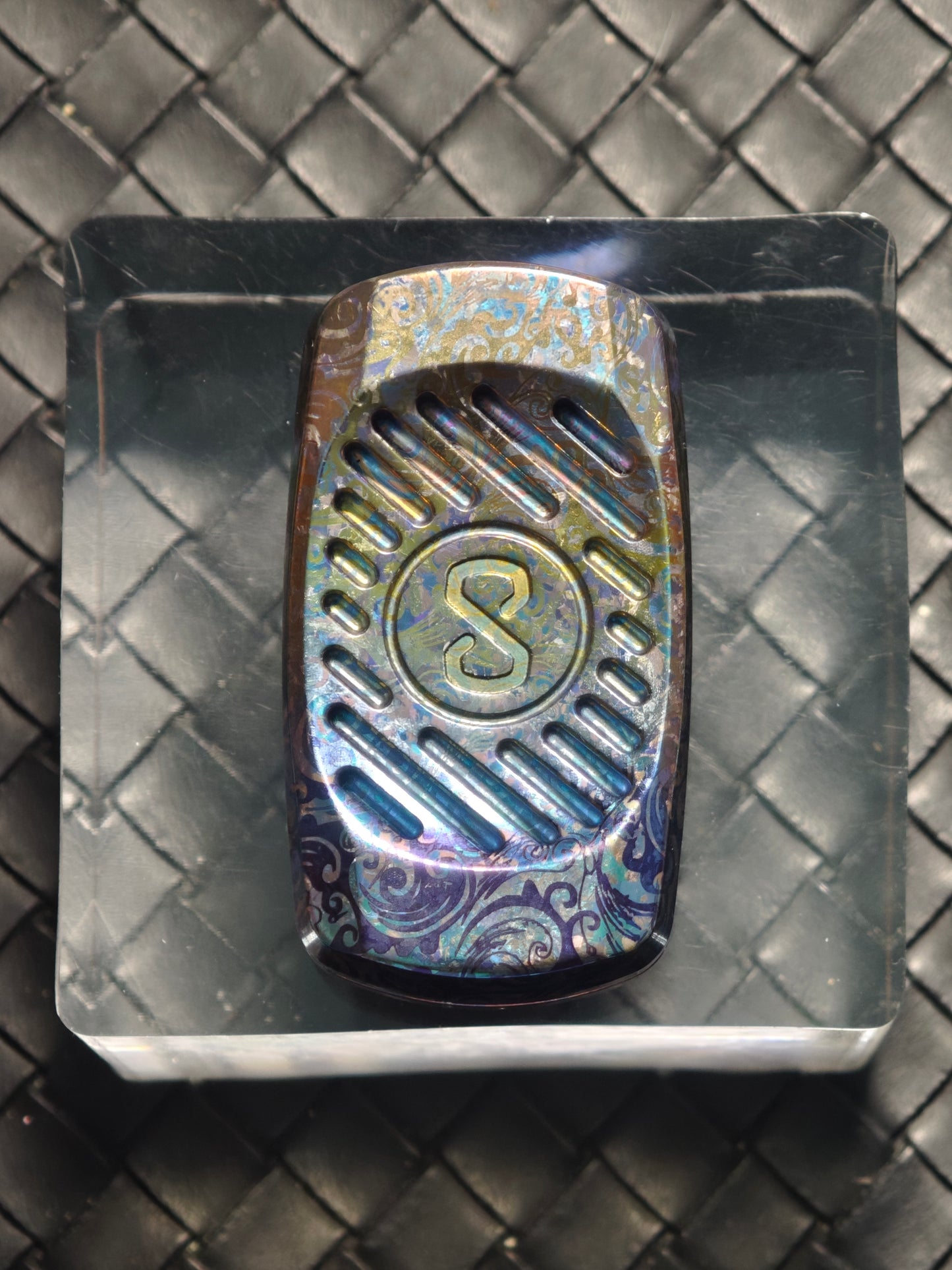 Infinity Crystallized Titanium