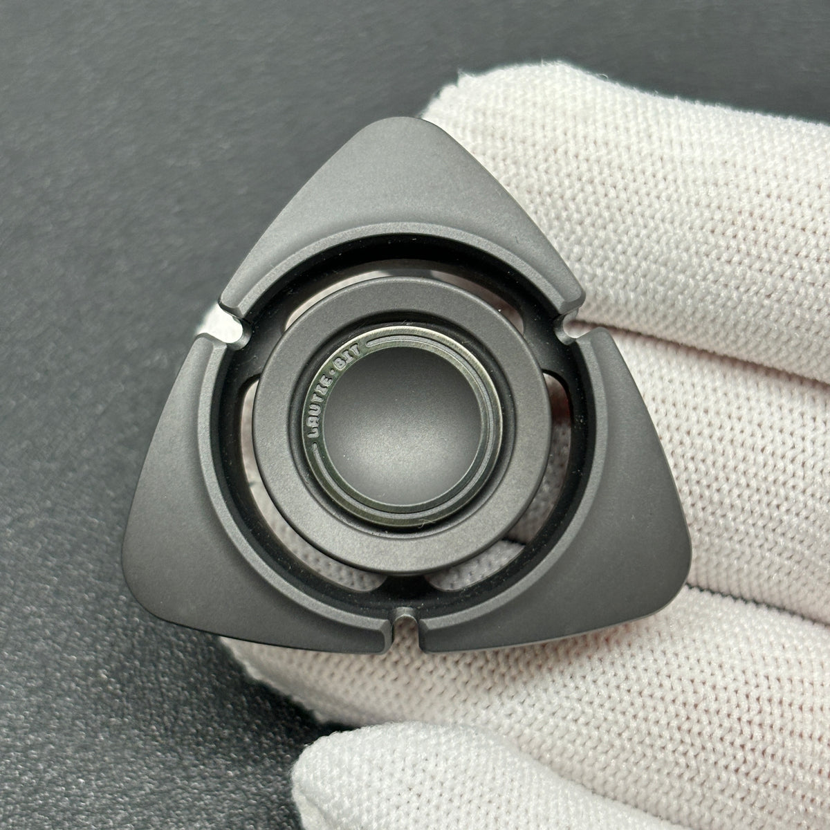 BIT 04 Zirconium