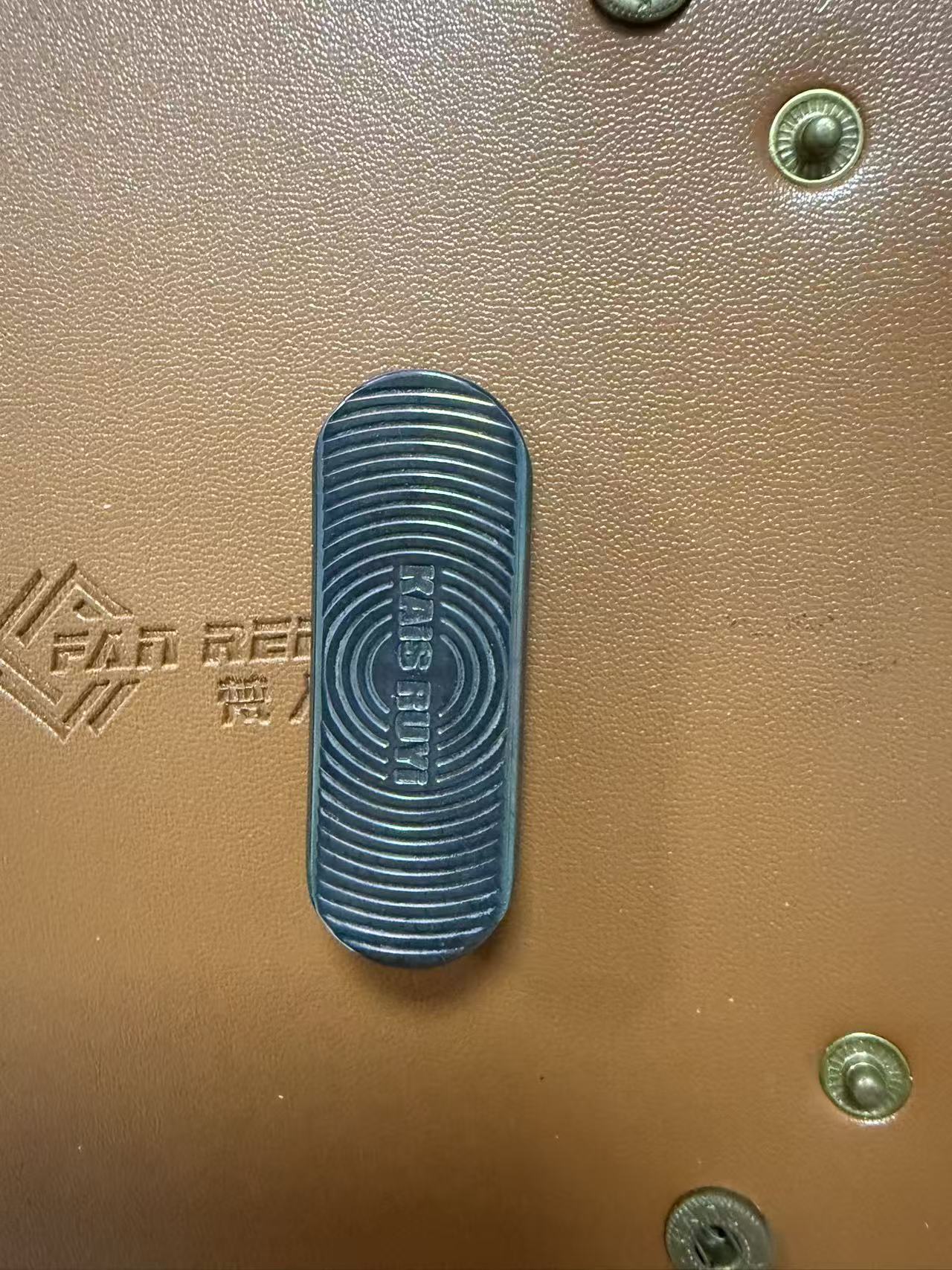 Slider Zirconium