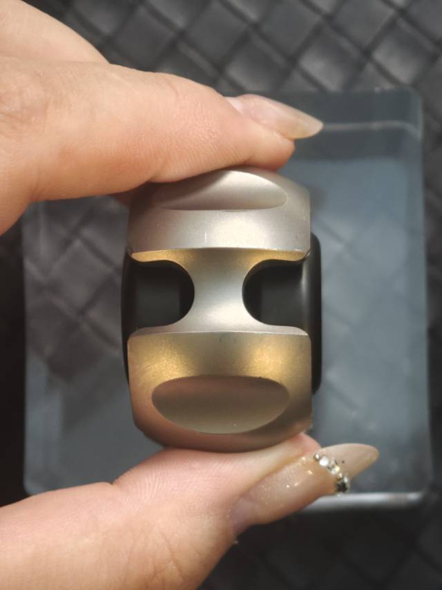 Noiz Titanium