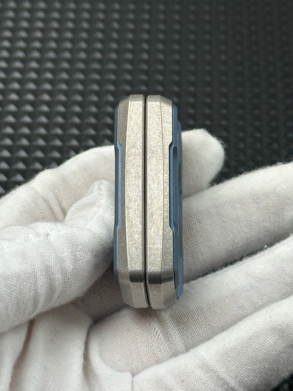 Gamut Titanium