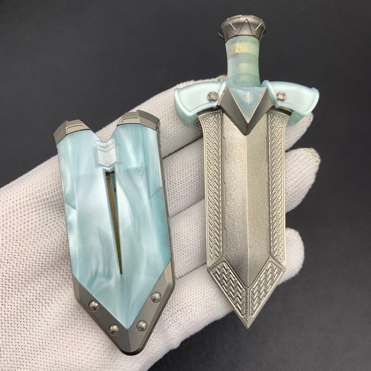 Ghost Lantern Lake Sword G10