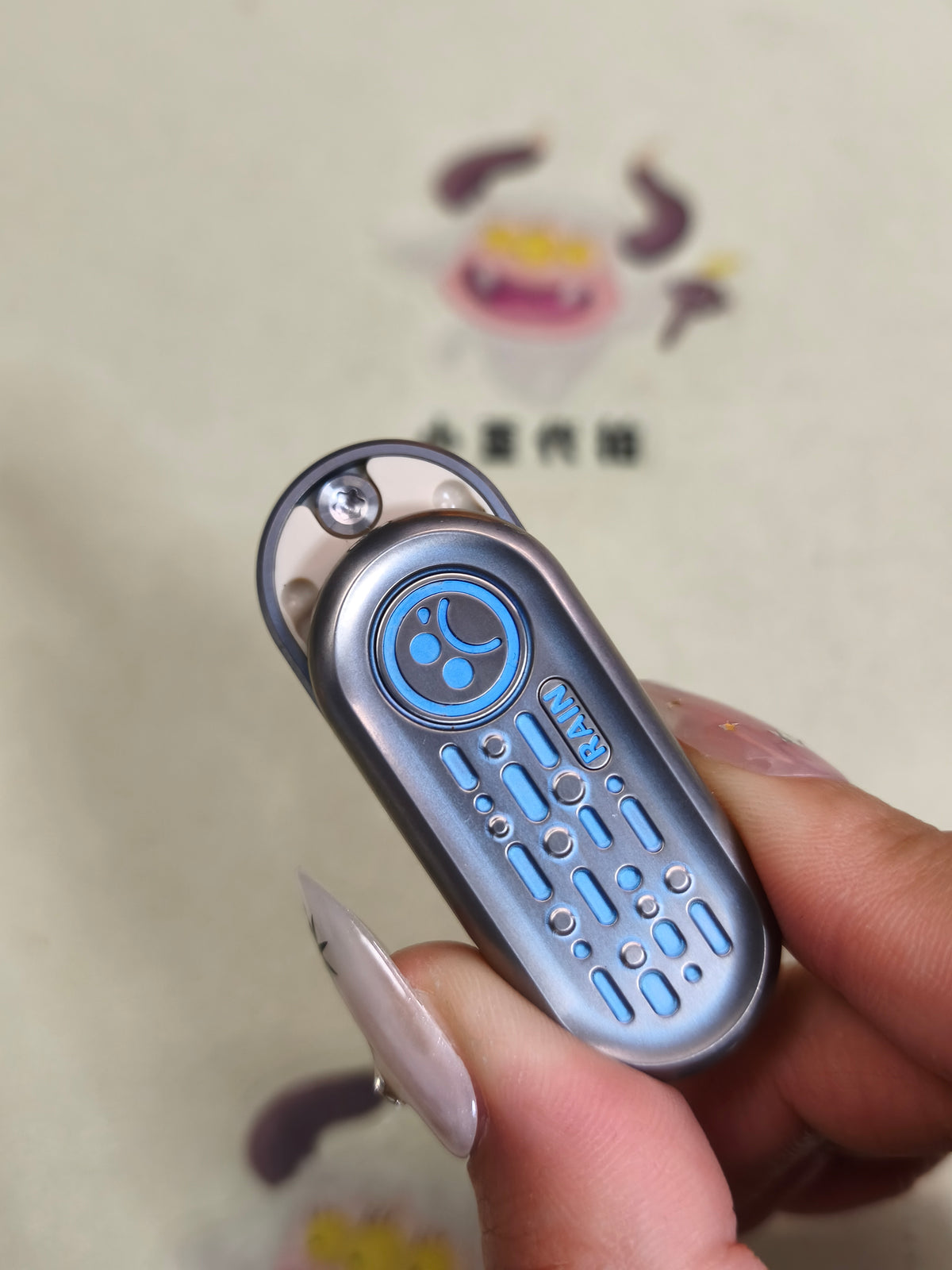 Top B Titanium