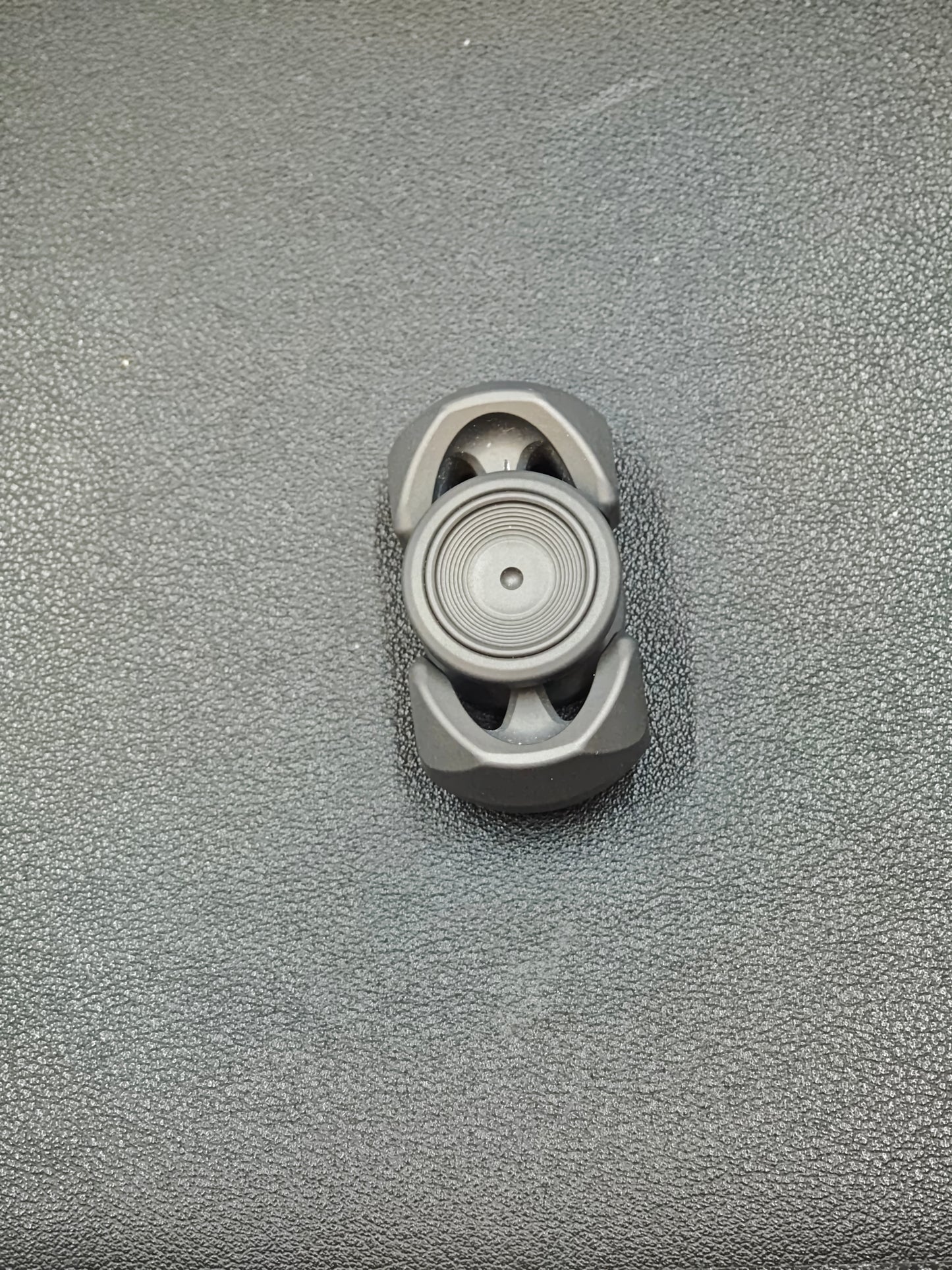 Libra Zirconium