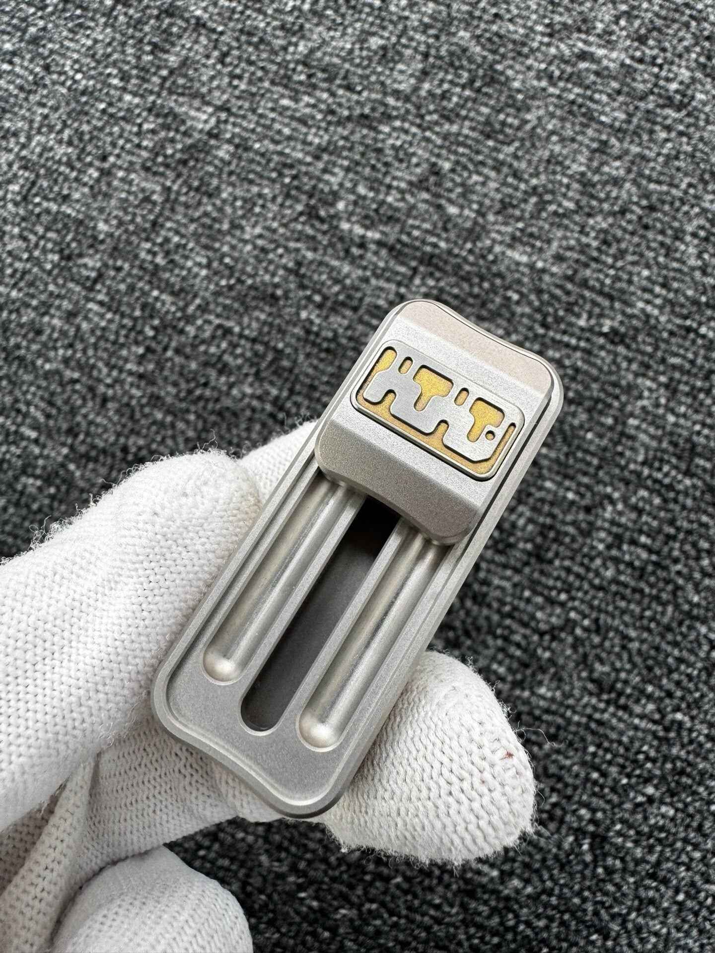 Snake Titanium