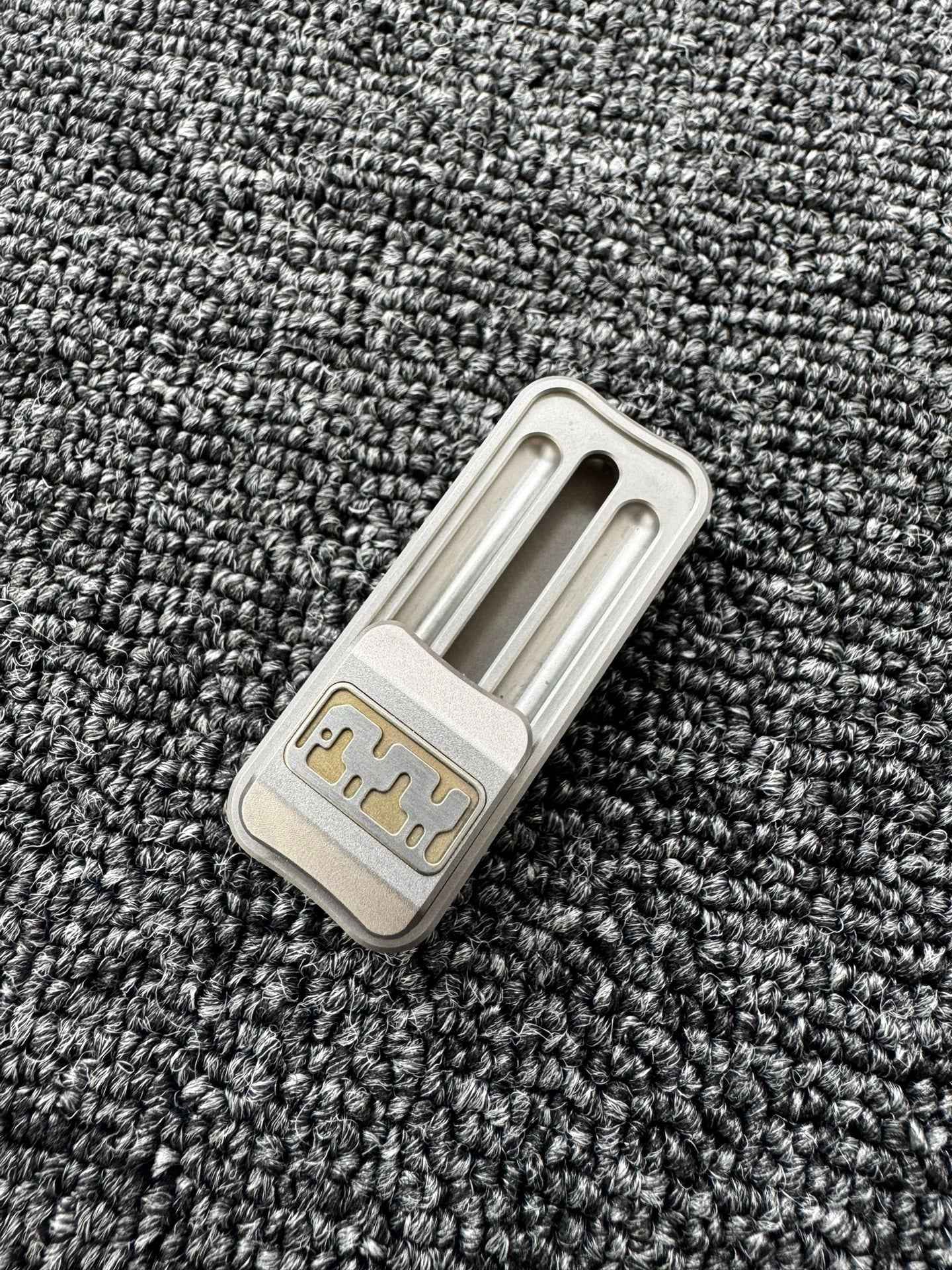 Snake Titanium