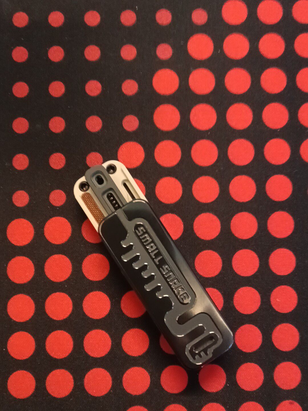 Snake Zirconium Zircuti