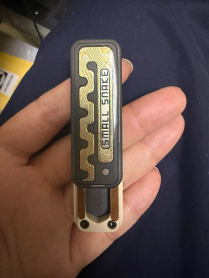 Snake Zirconium
