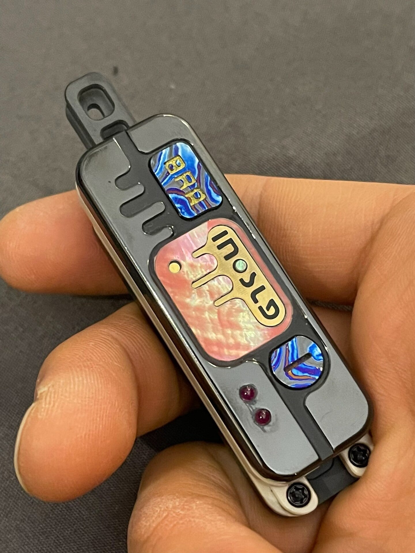 Snake Zirconium