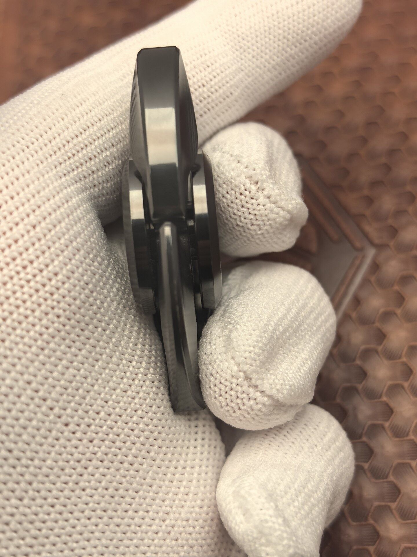 Baby Dolphin Zirconium