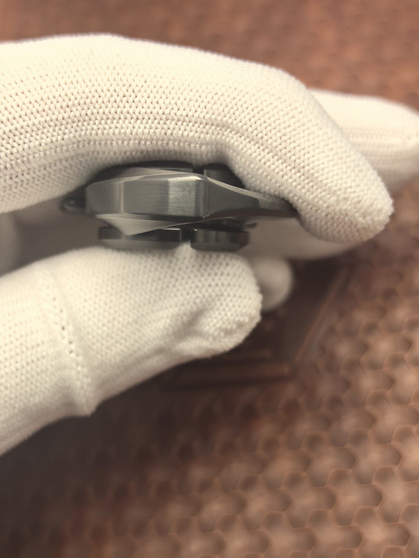 Baby Dolphin Zirconium