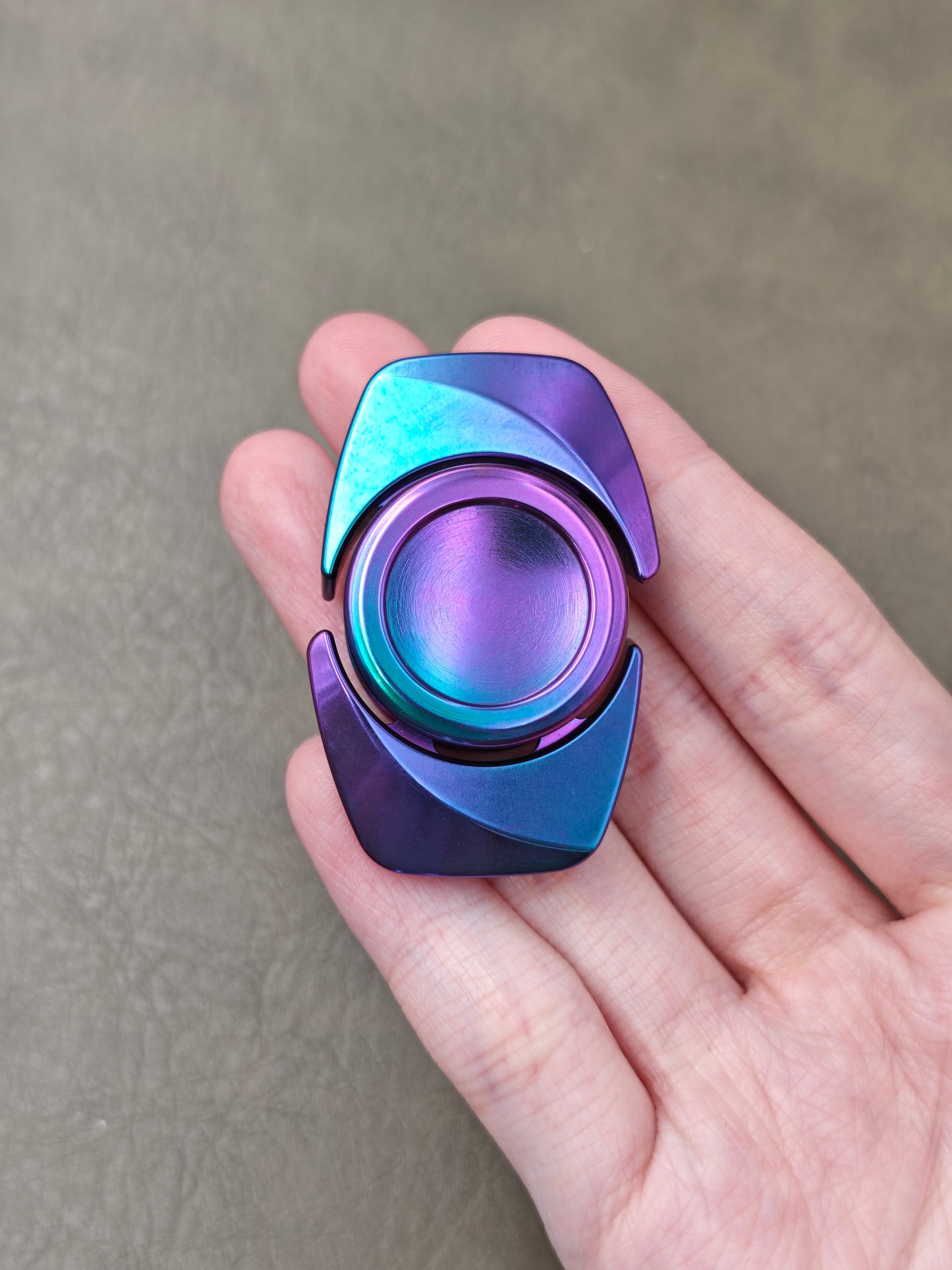 Special Material Cloud Pivot Tungsten