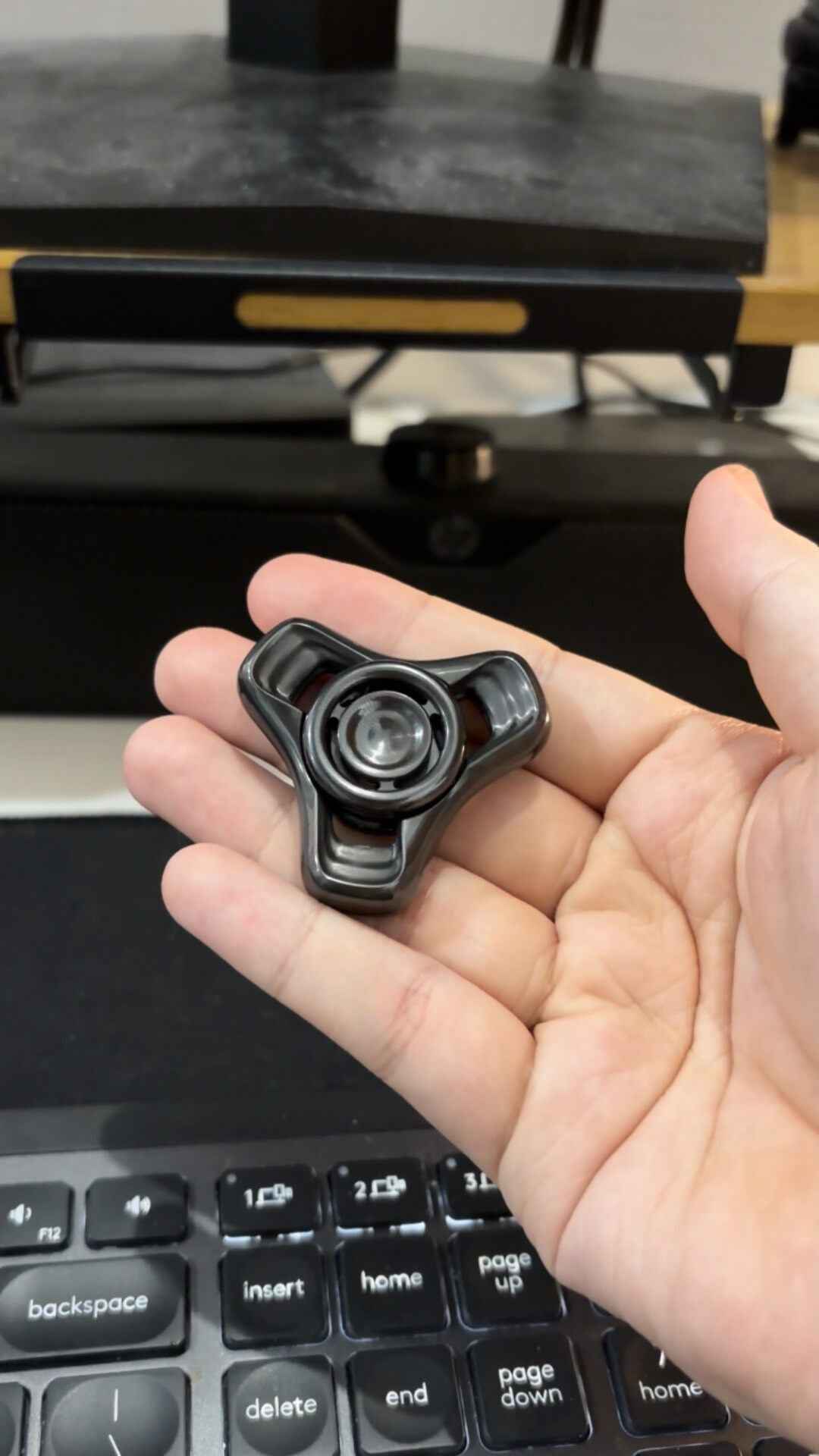 Folding Leaf Mini Zirconium