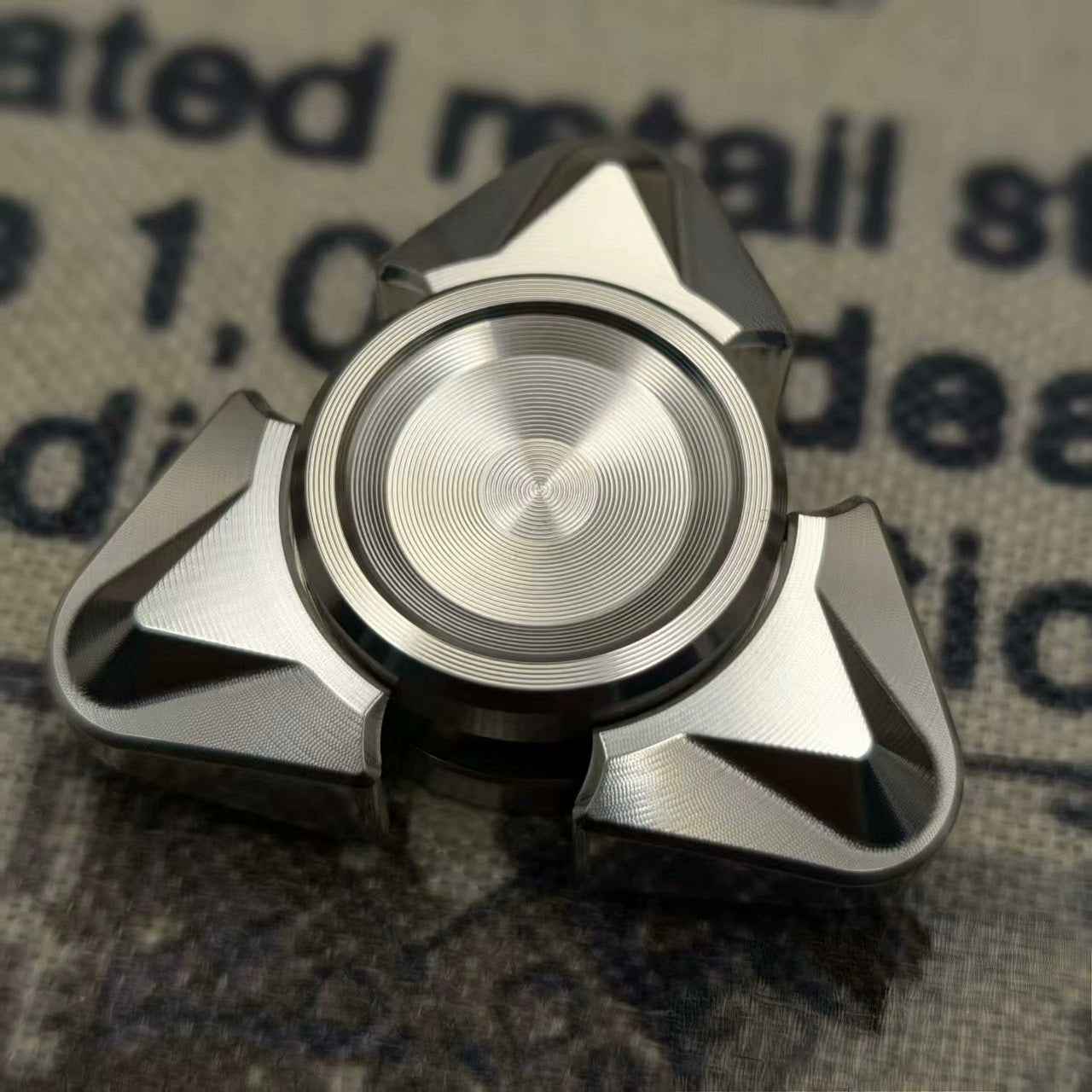 Tri-Leaf Vida Superconductor Stainless Steel