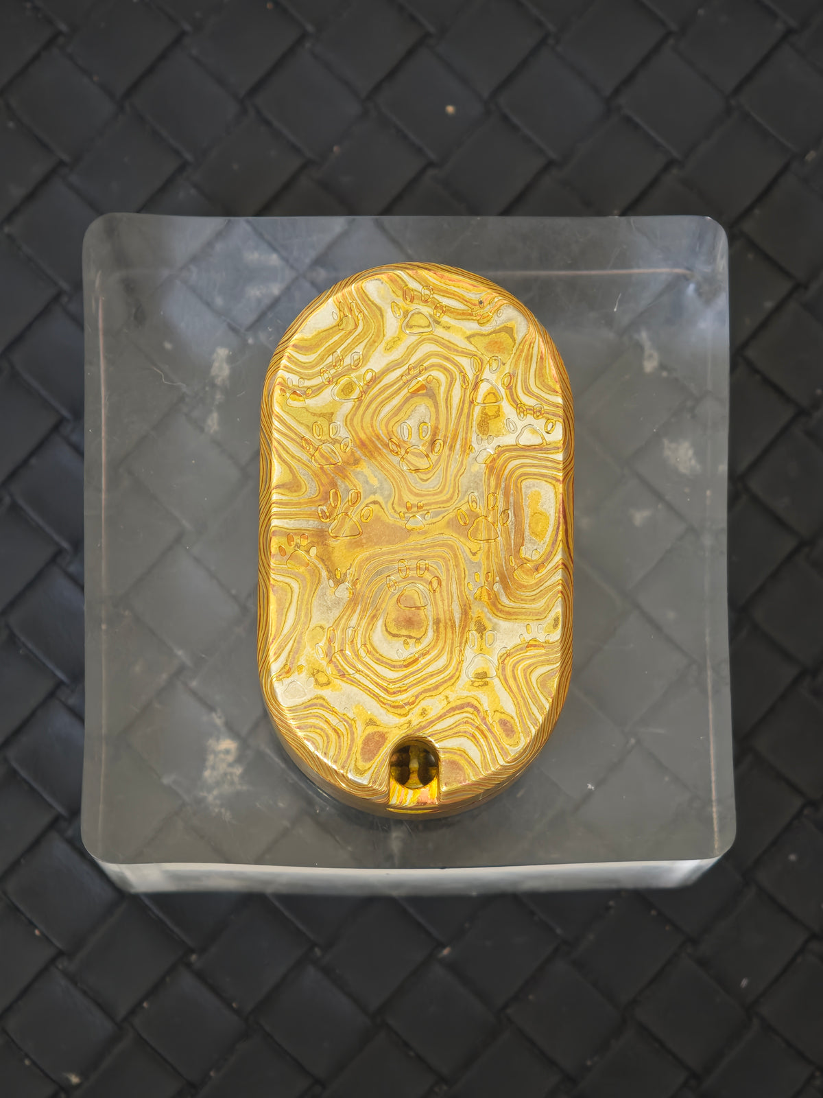 F2.9 Mokume