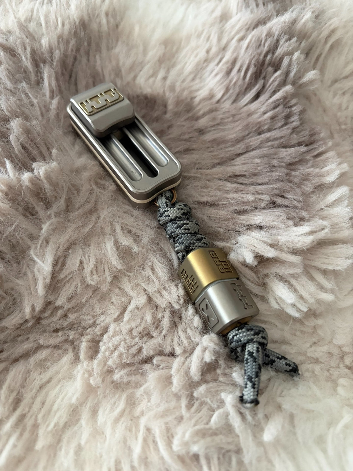 Snake Titanium