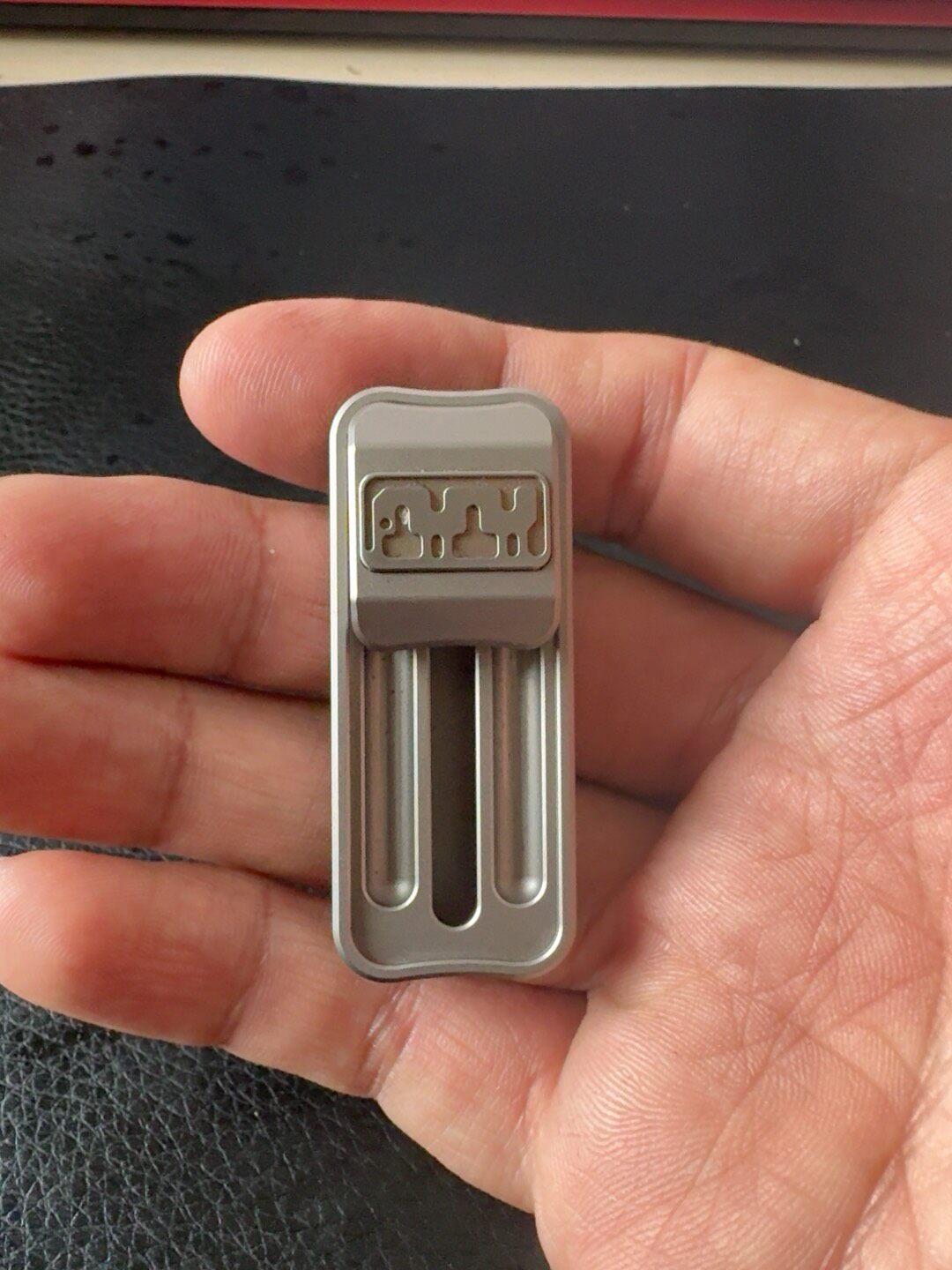 Little Snake Push Titanium