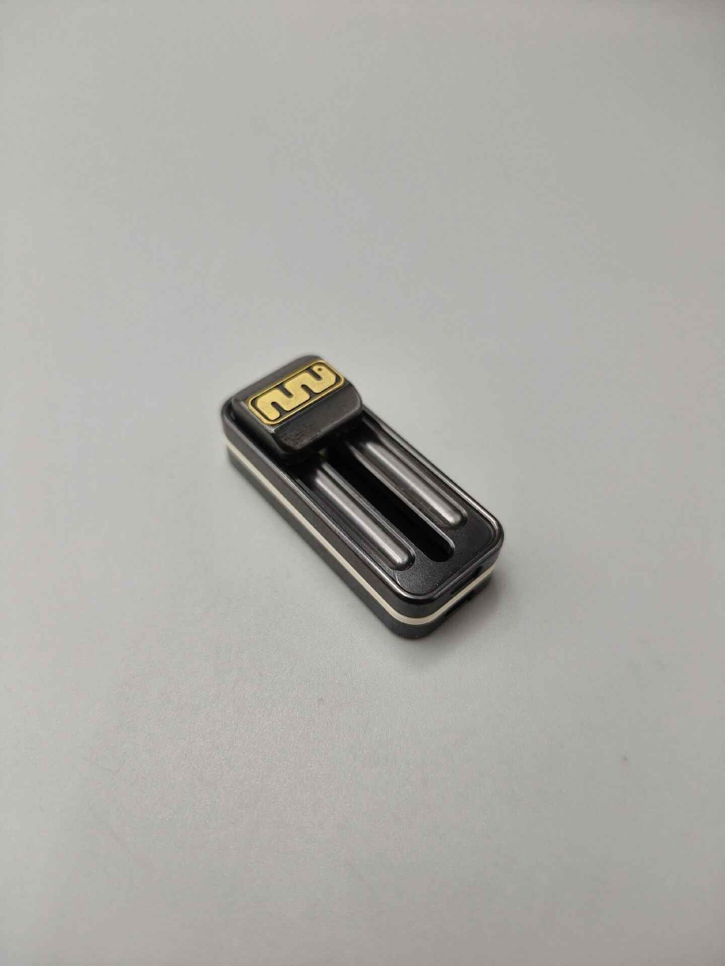 Little Snake Push Zirconium
