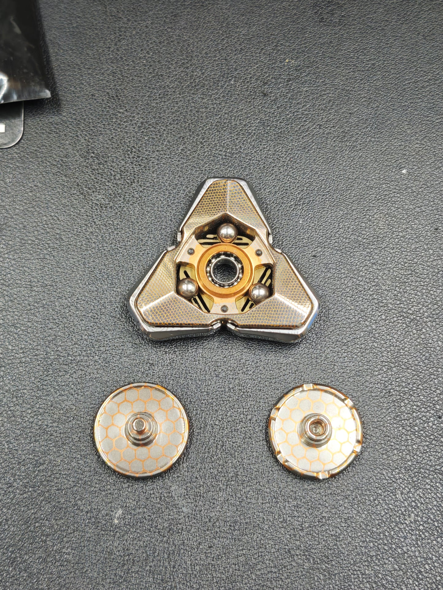 Qs Superconductor