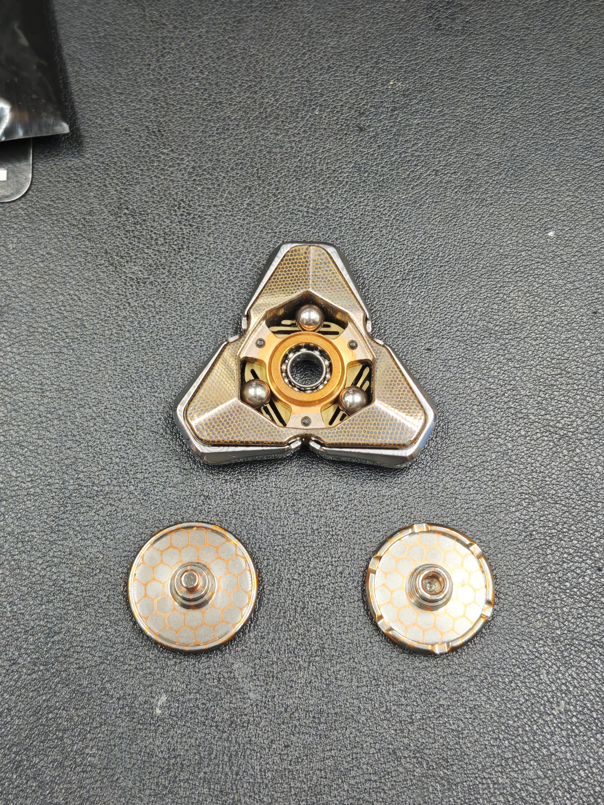 Qs Superconductor