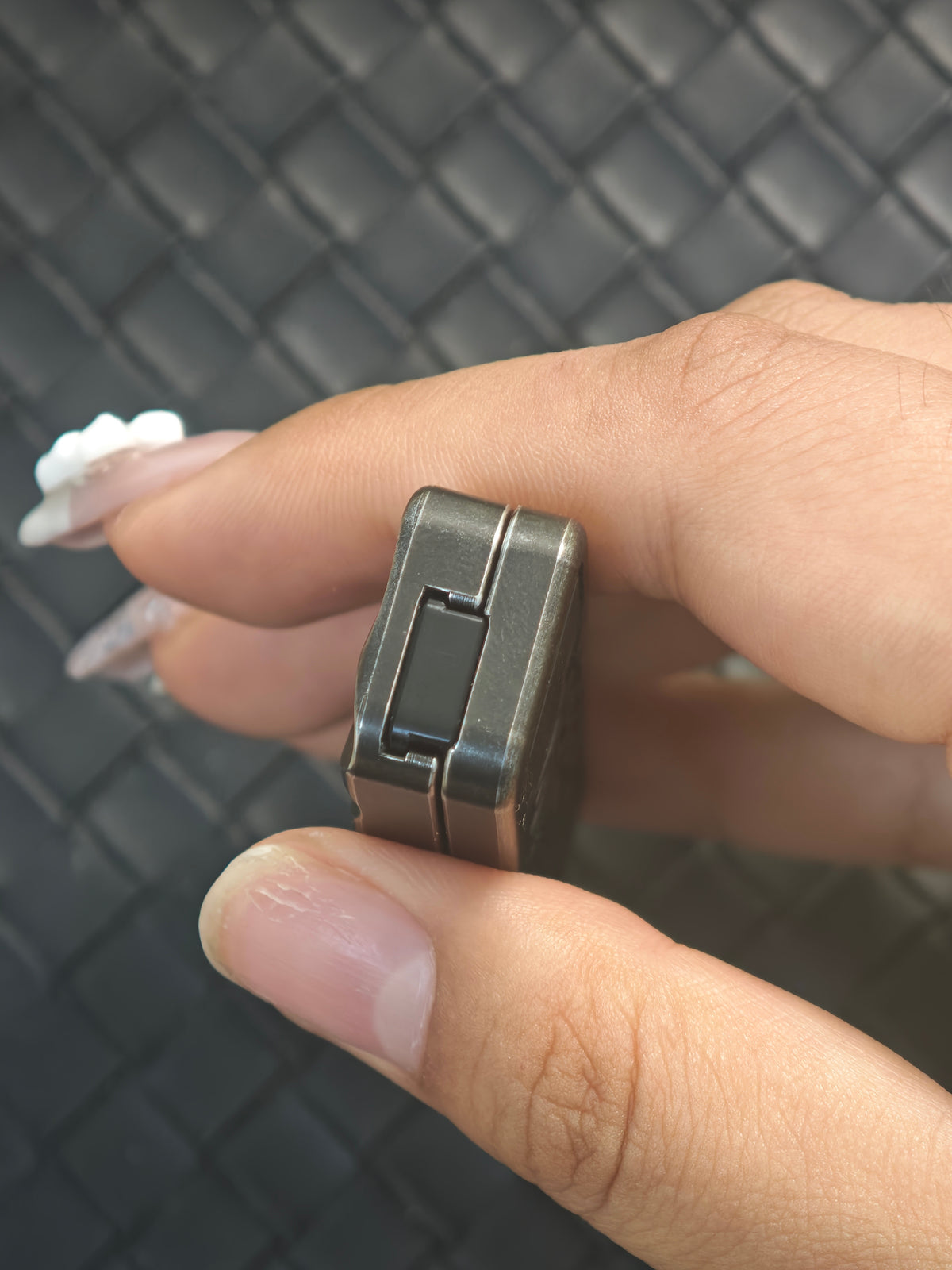 Tita Stainless Steel Distressed