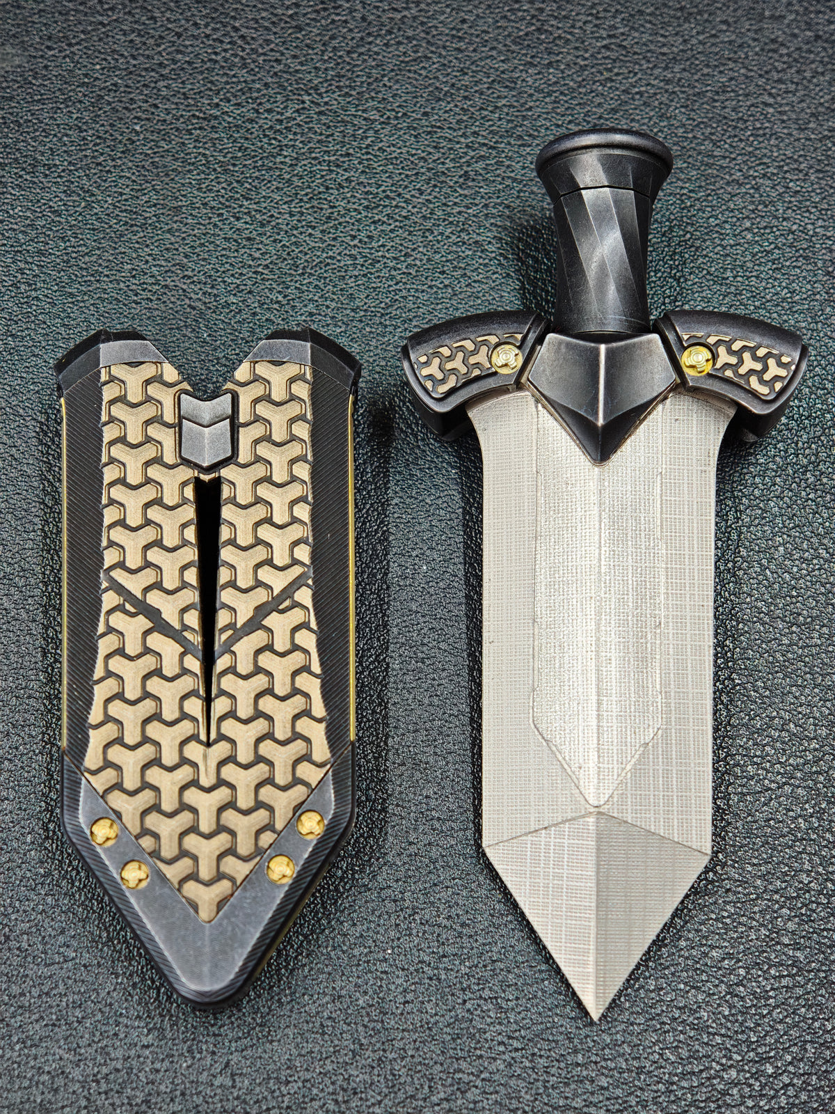 Pangolin General Lake Sword Titanium