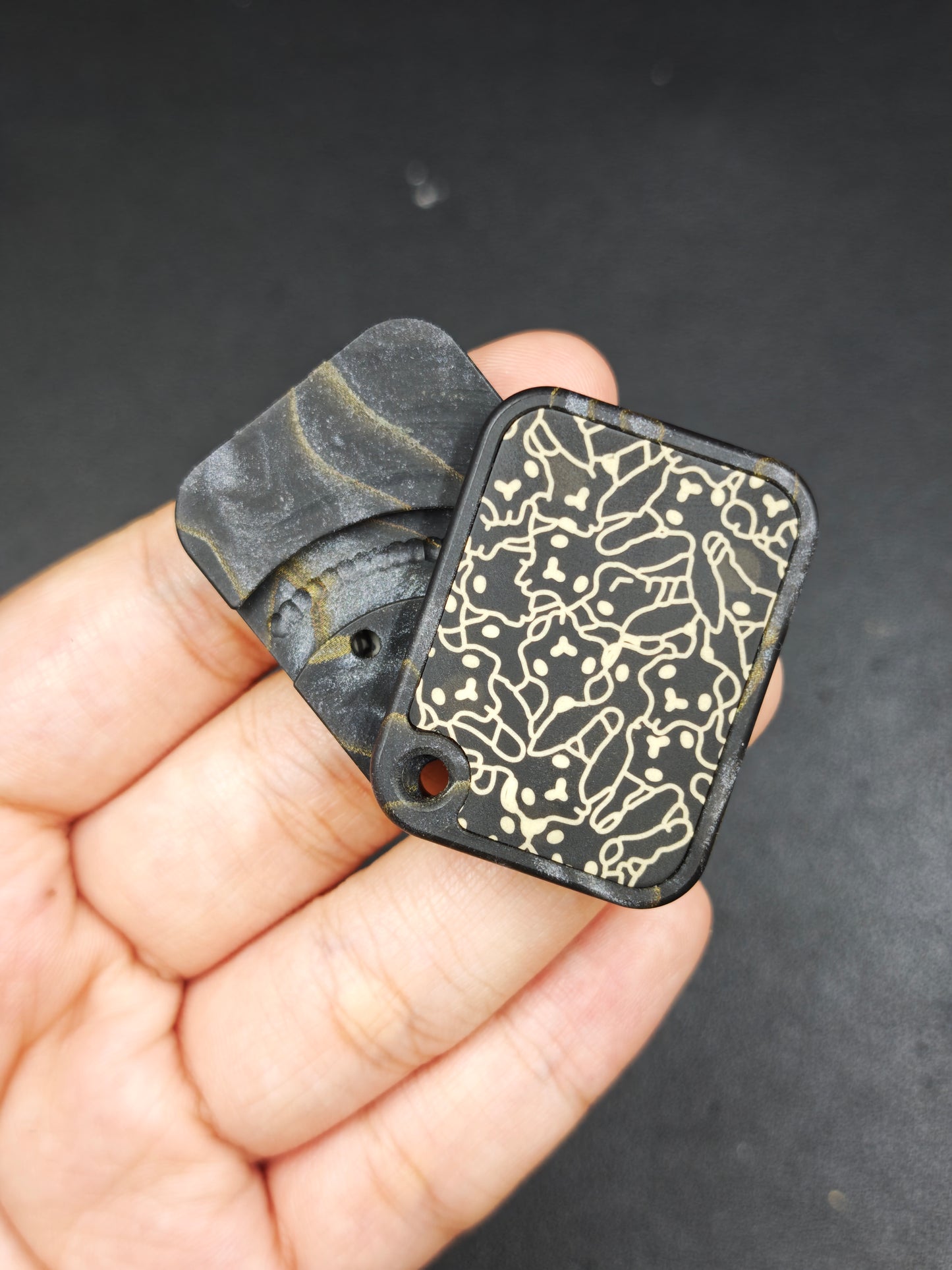 Price Tag Nine Palace Resin