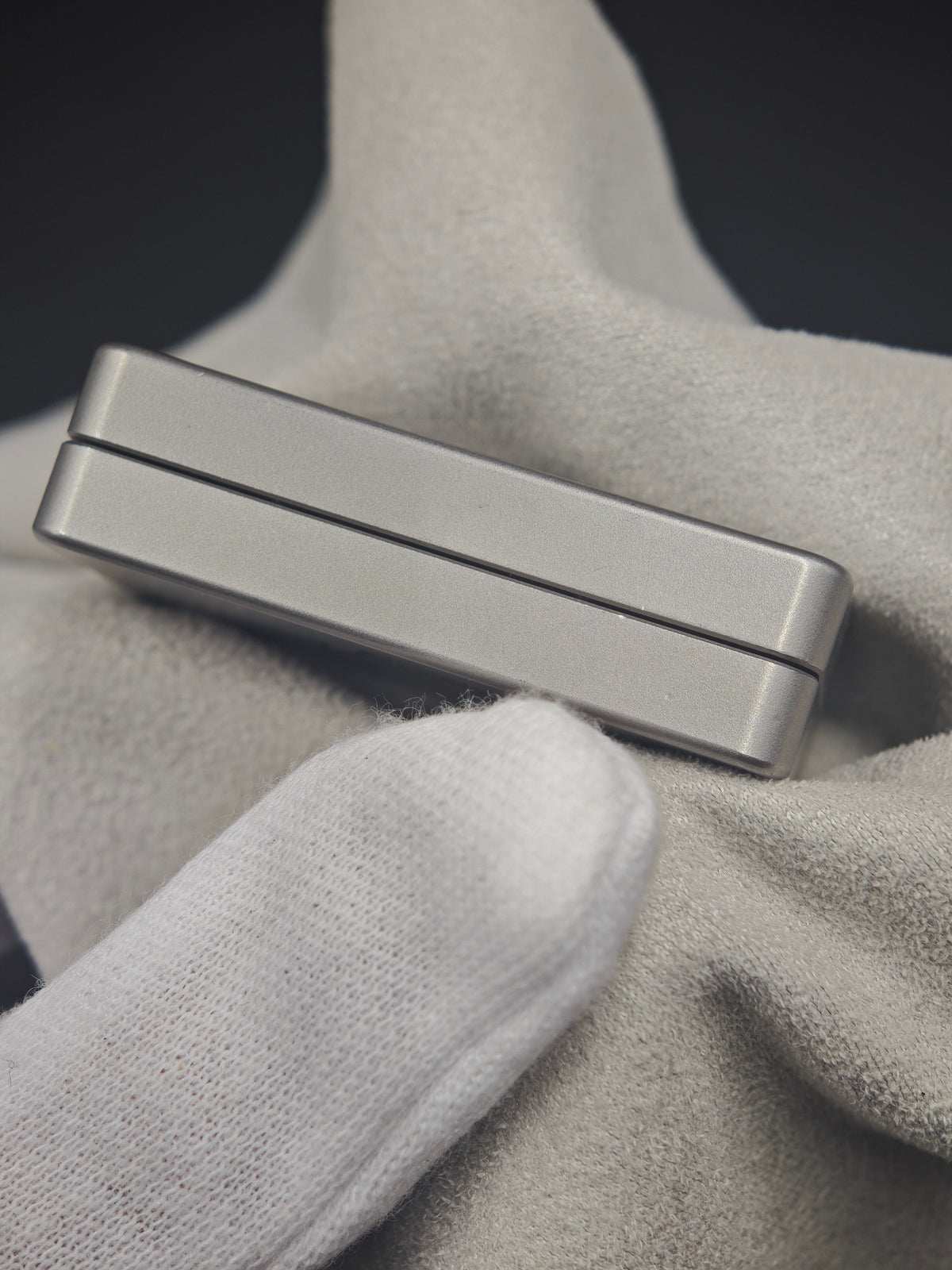 Mute Stainless Steel