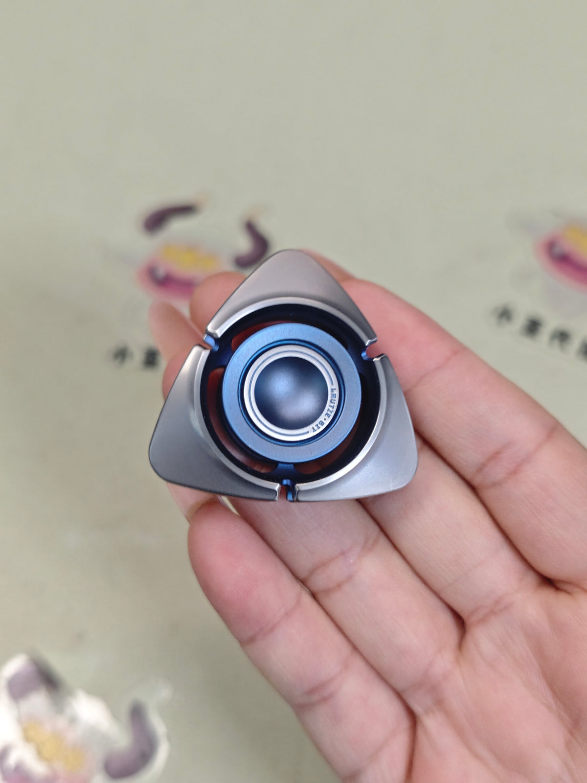 BIT 04 Titanium