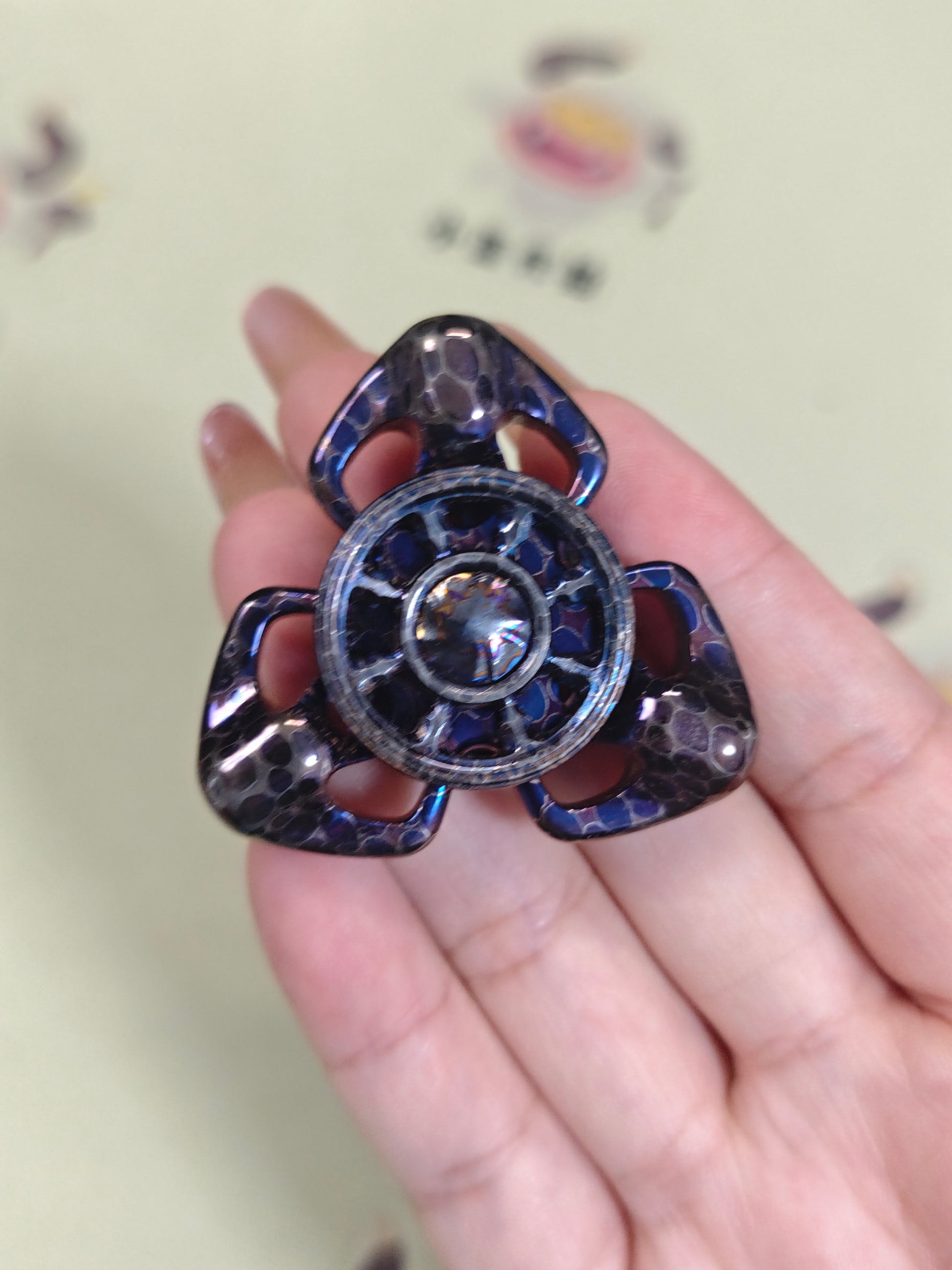 Kong Kim Damasteel