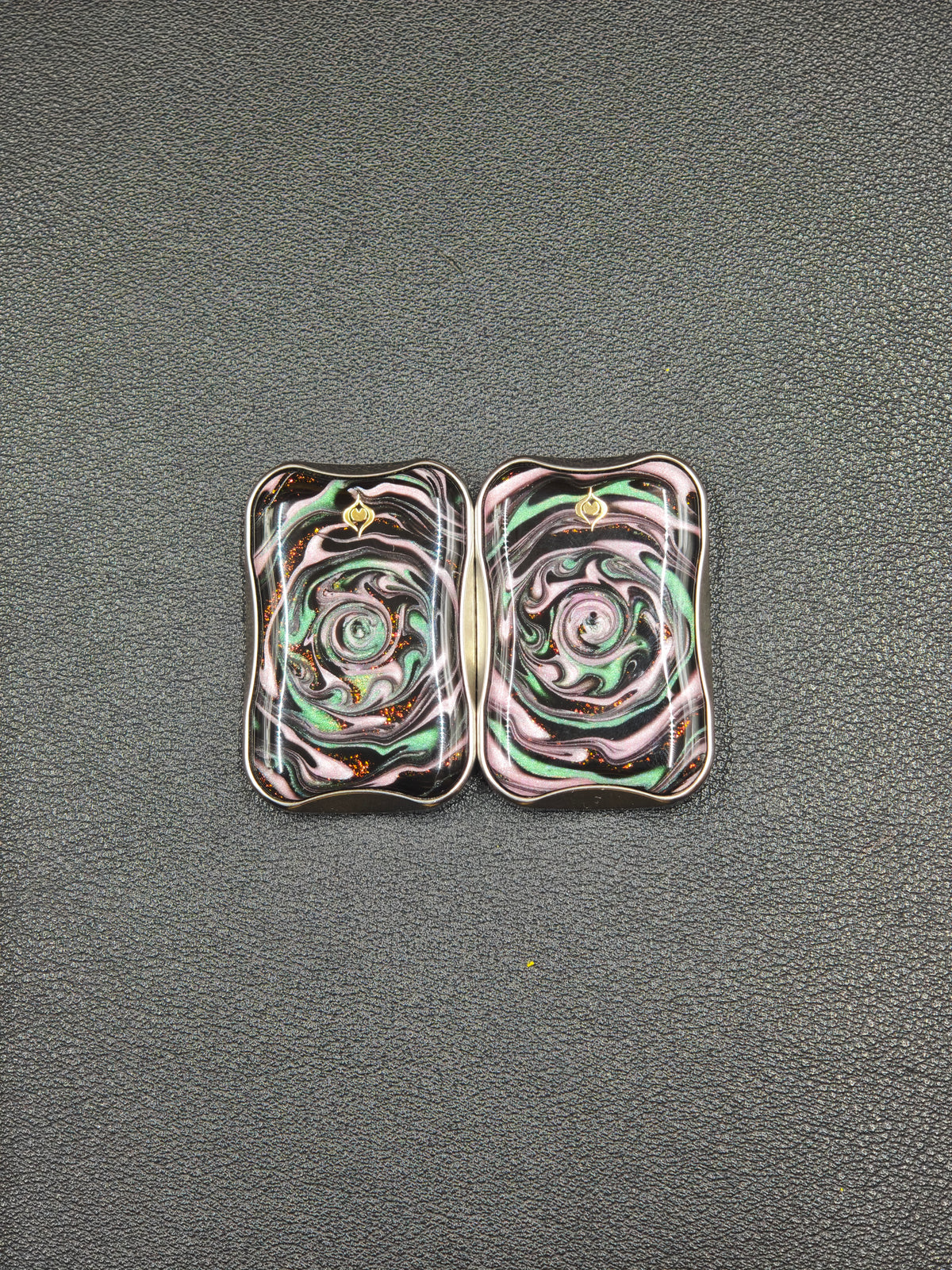 Slim Titanium