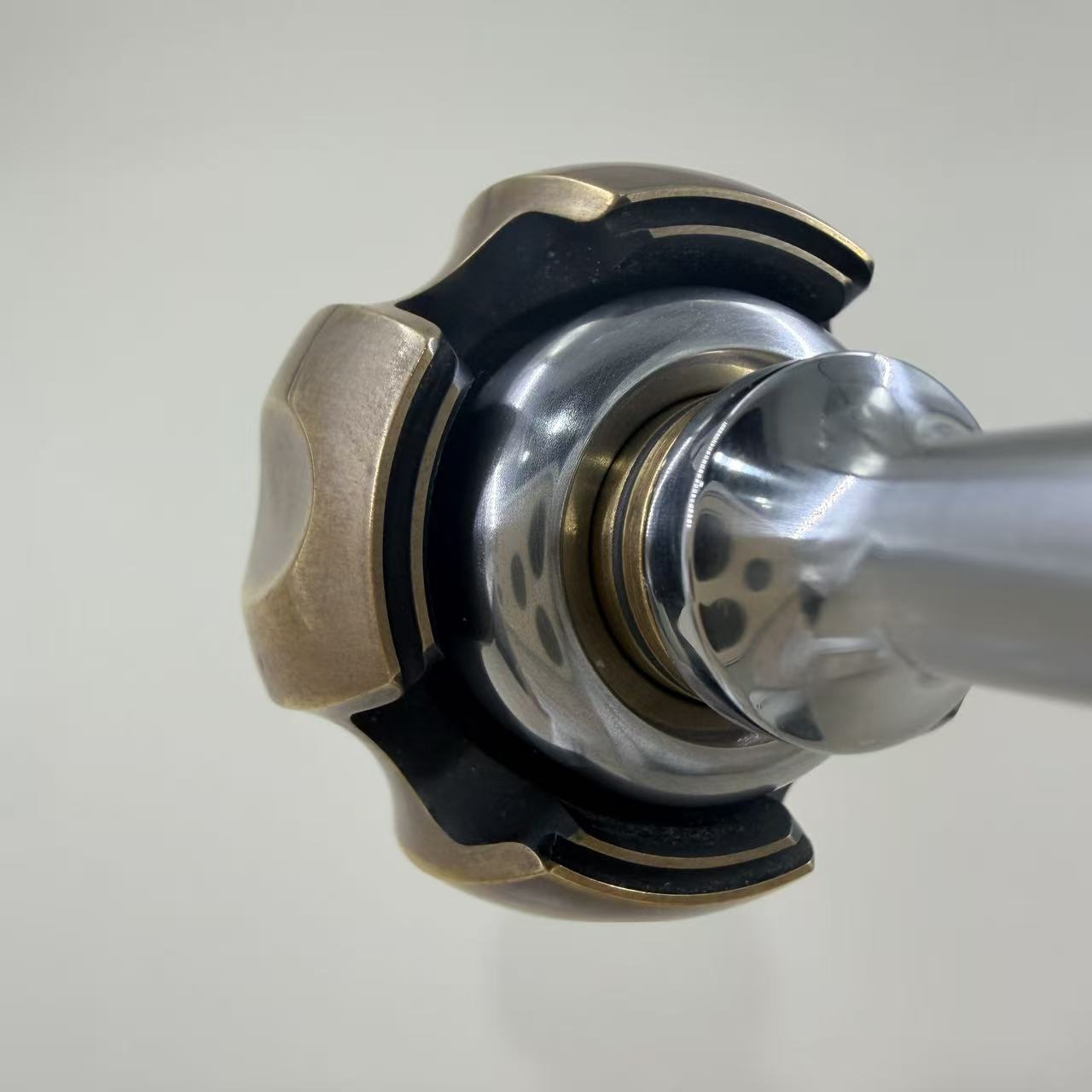 Noiz C Nano Brass