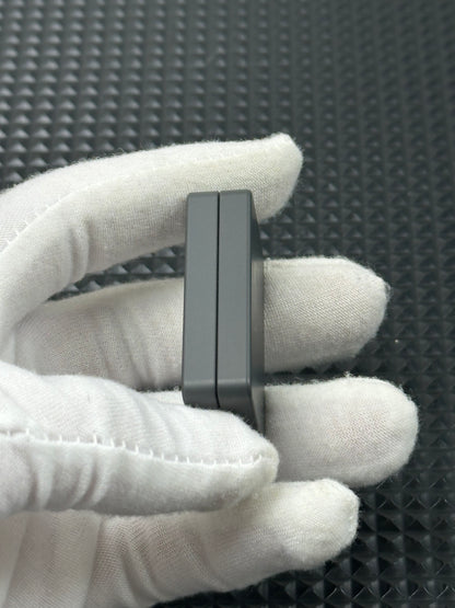 Mute Zirconium