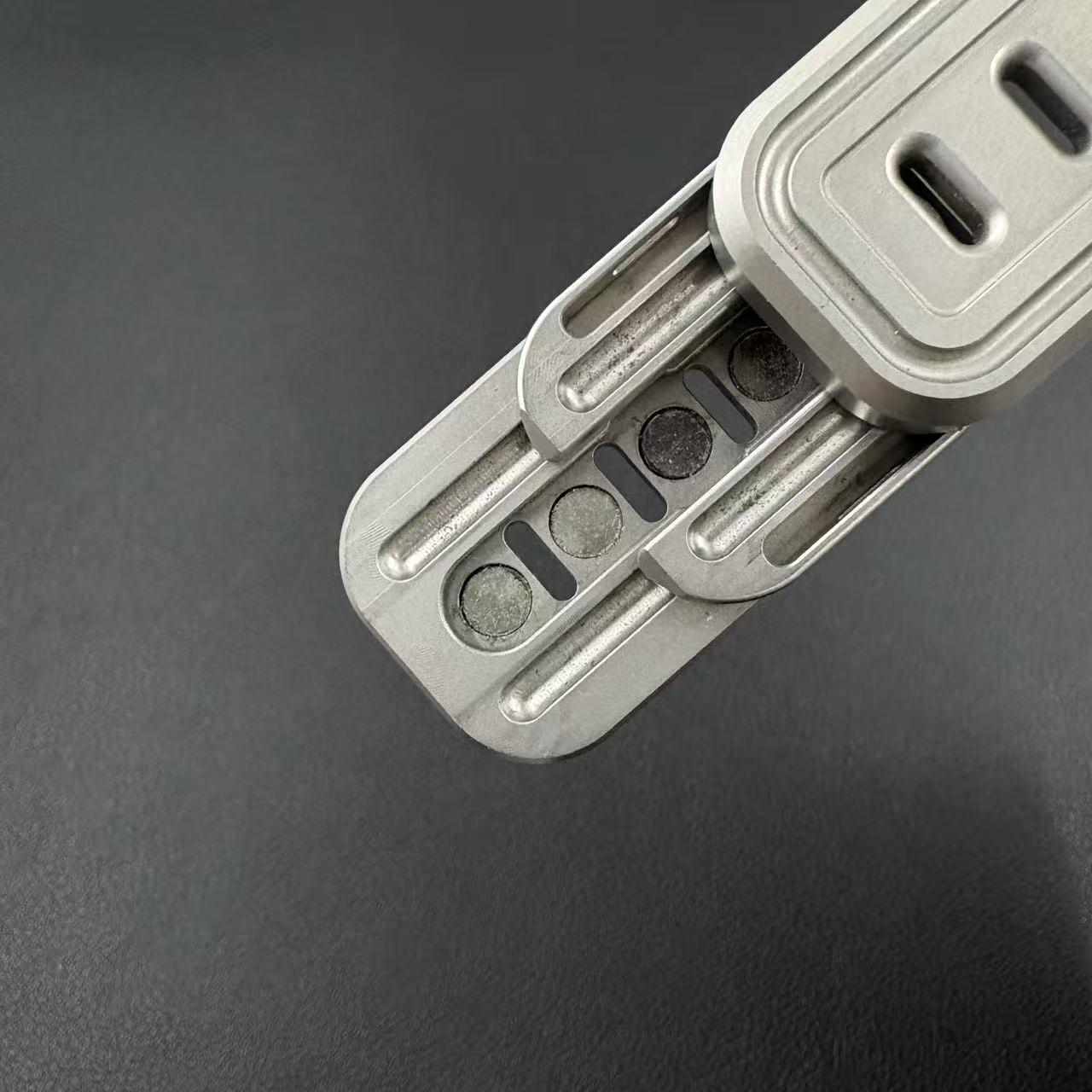 Jingle Titanium