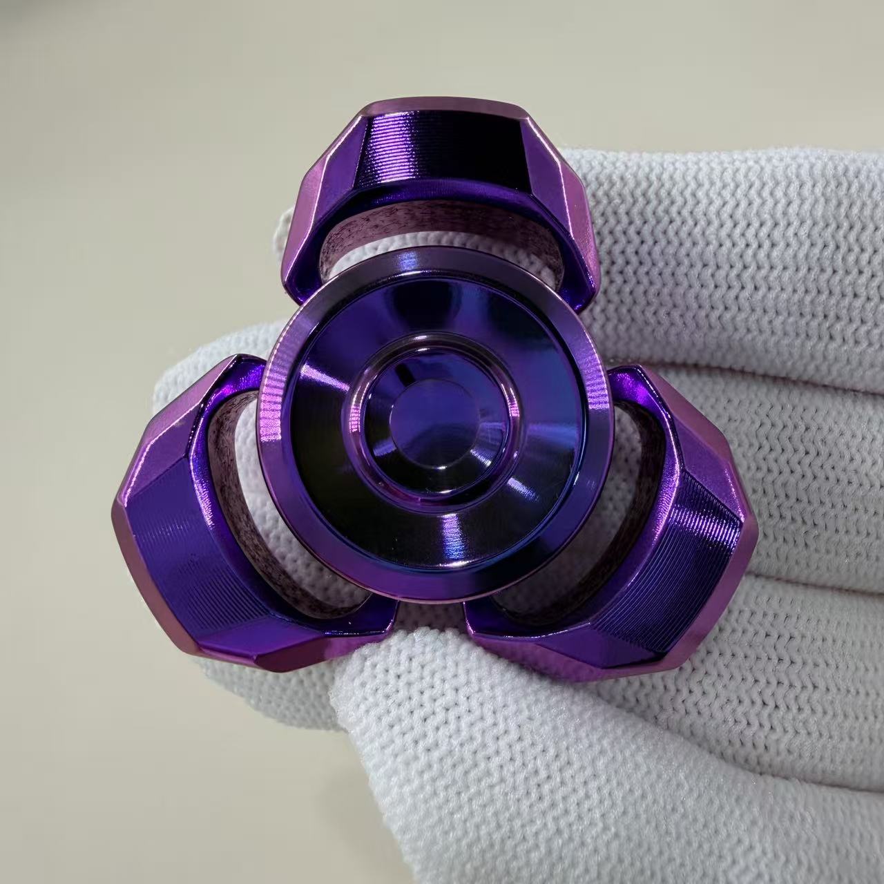 Whisper Duo Zirconium