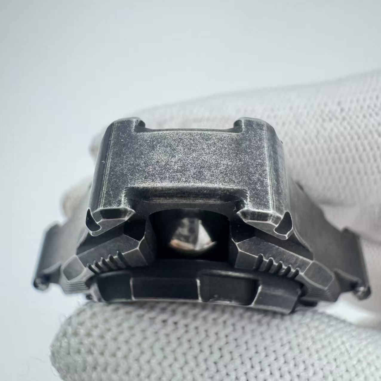 Manta Ray Stainless Steel