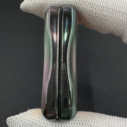 Shim Shy Zirconium Oil Slick