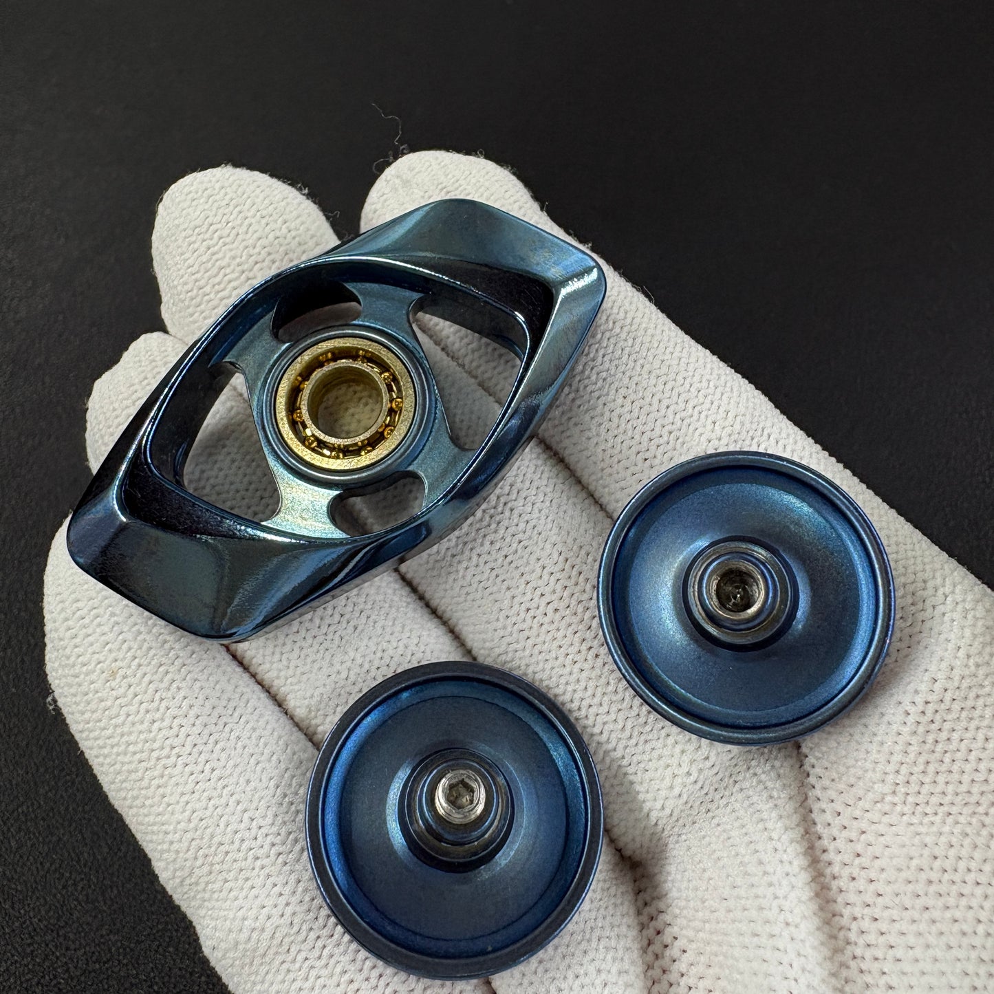 Phantom Dual Leaf Zirconium