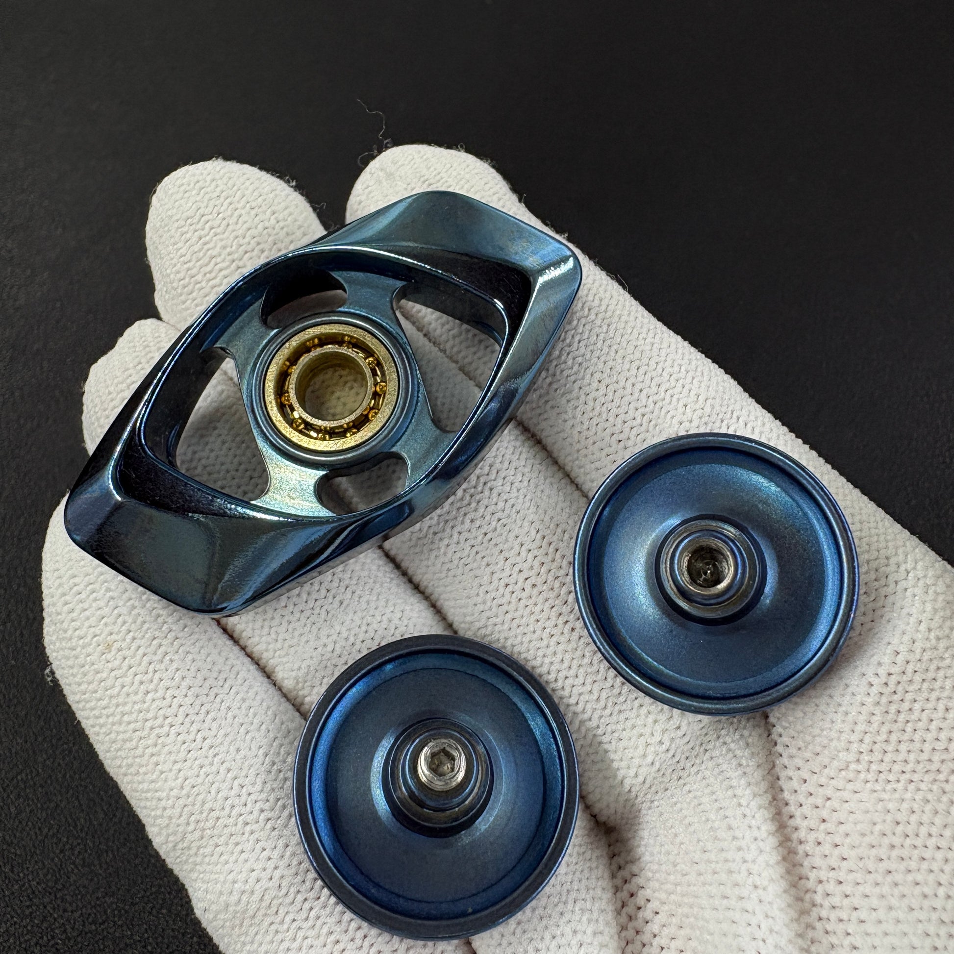 Phantom Dual Leaf Zirconium