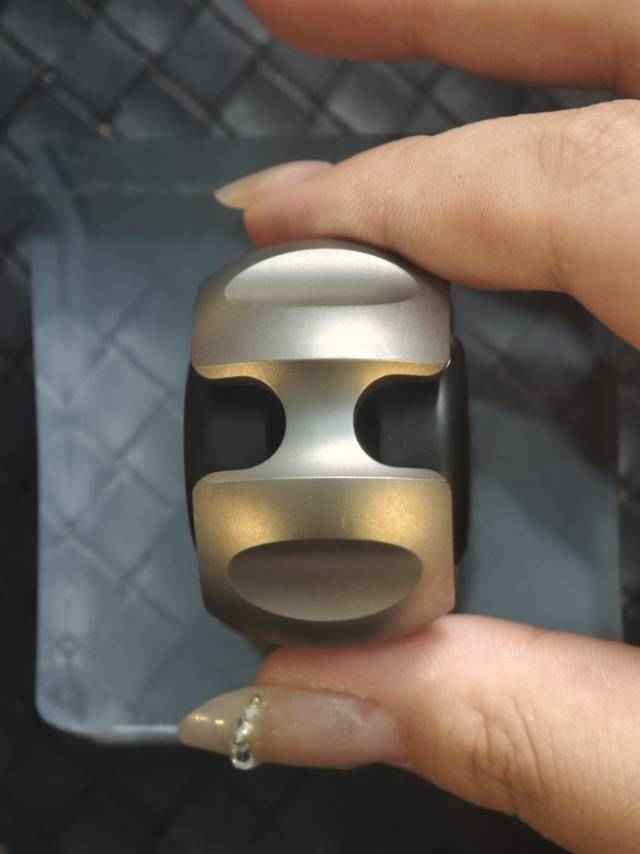 Noiz Titanium