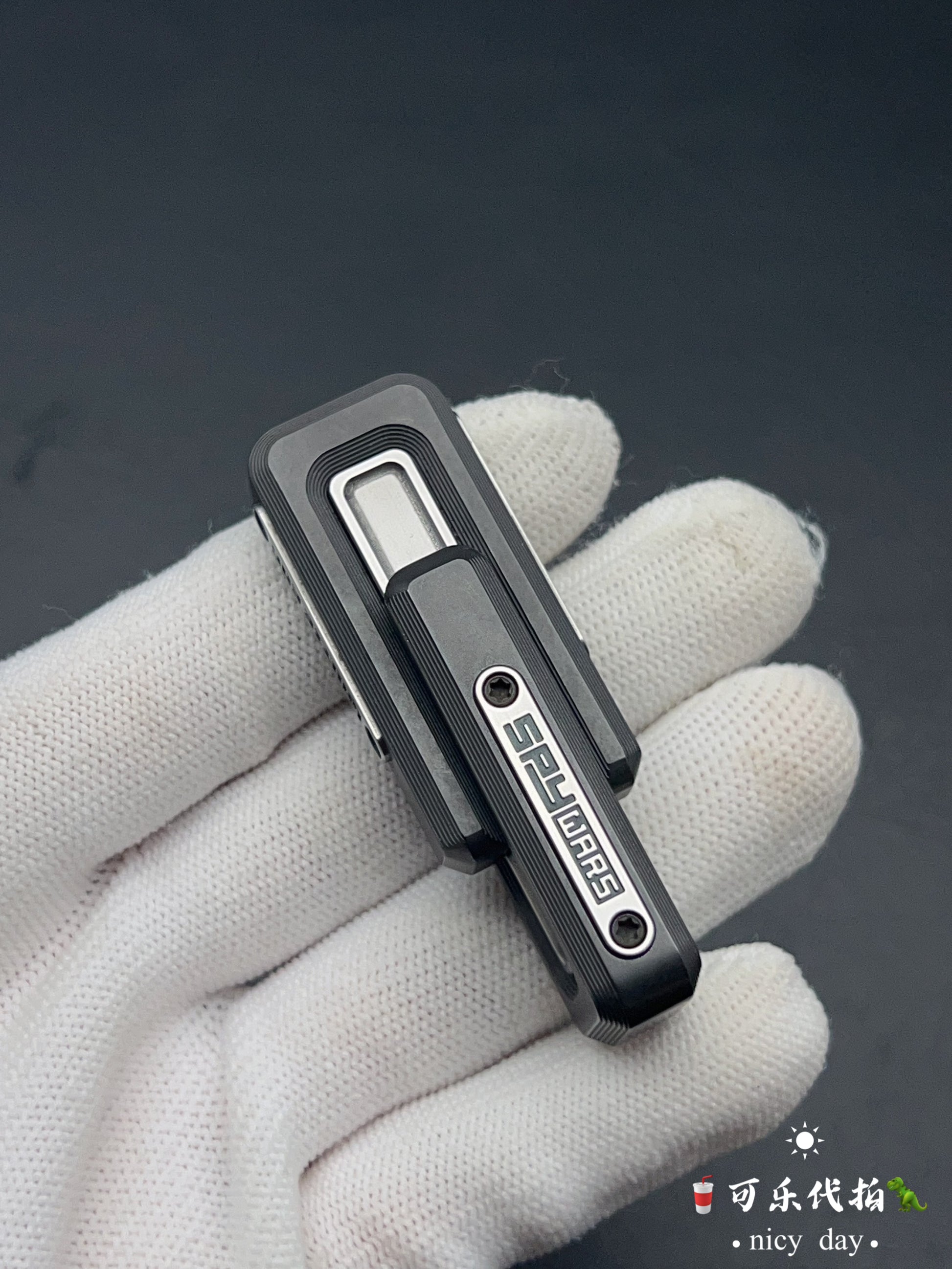 X Lock Zirconium