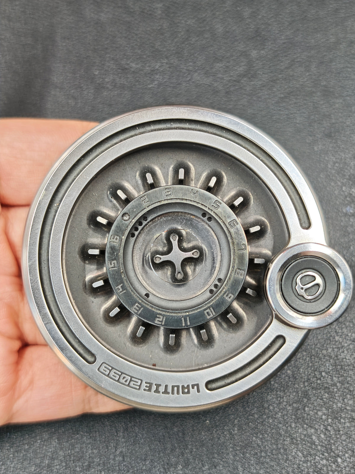 Carnival Roulette Zirconium