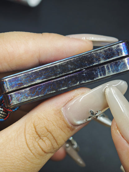 Sugar Cube Titanium