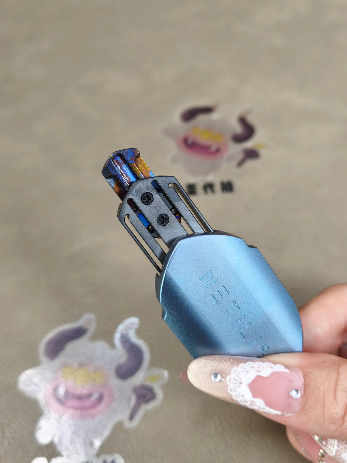 Roche Strike Titanium