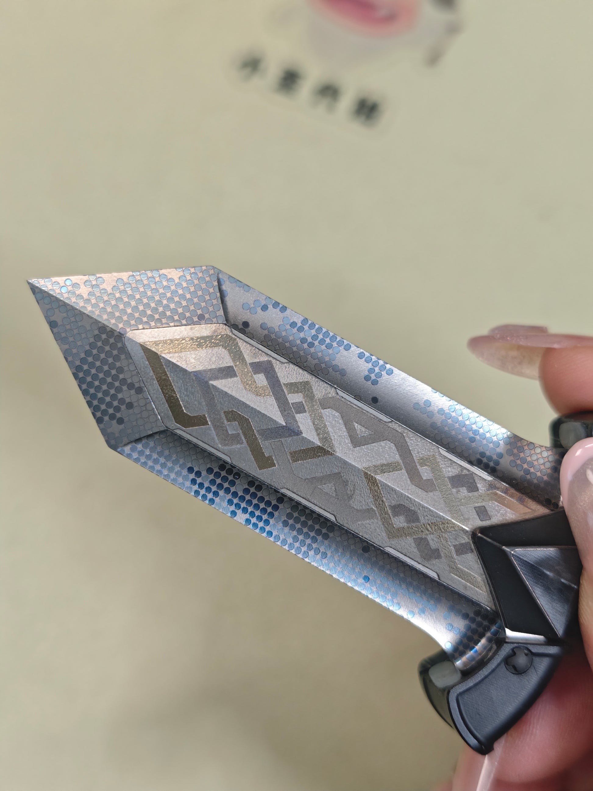 Ghost Lantern Lake Sword G10