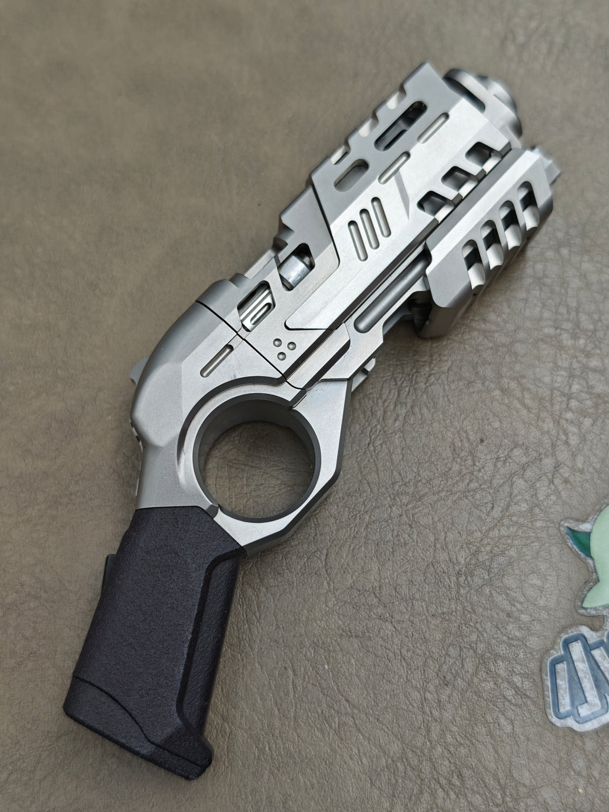Punnk Titanium