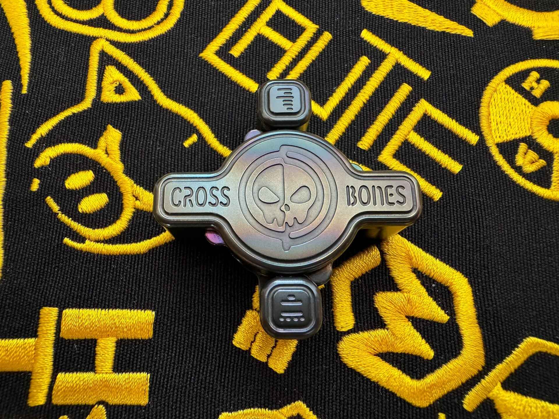 Cross Bones Zirconium