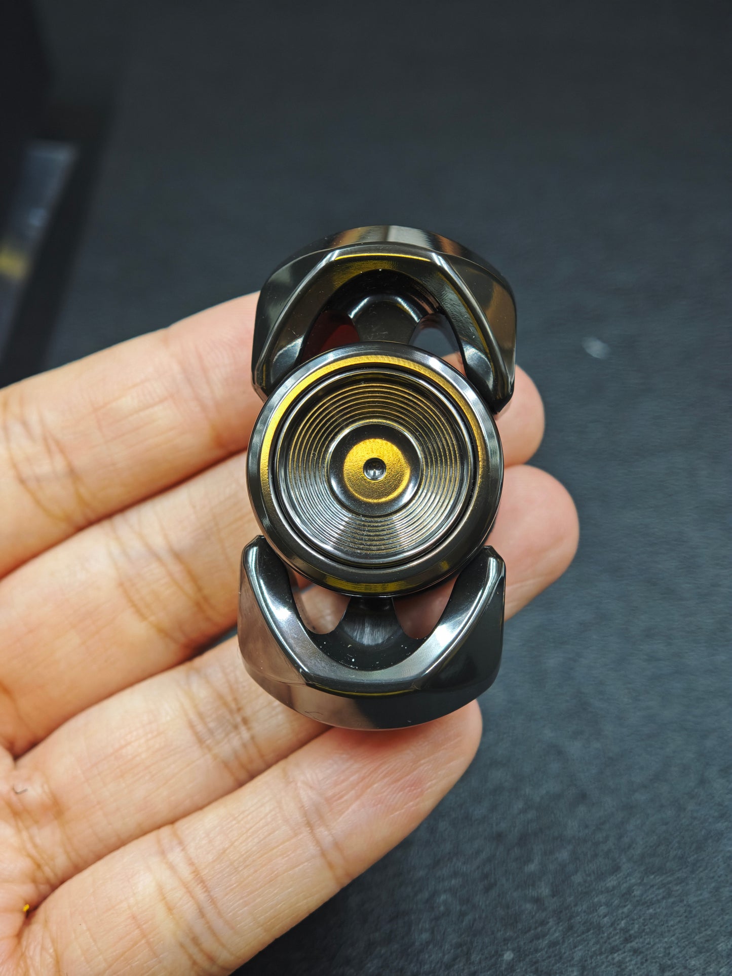 Libra Zirconium